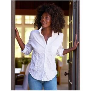 Frank & Eileen Barry White Crinkle Button-Up Shirt - M